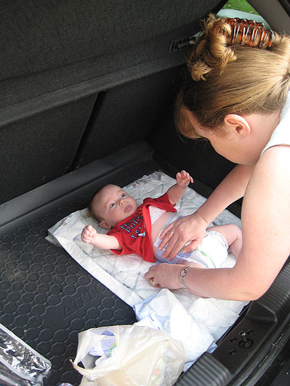 Autoform Boot Mat, short low for Ford Focus - ideal for changing the babies nappy!