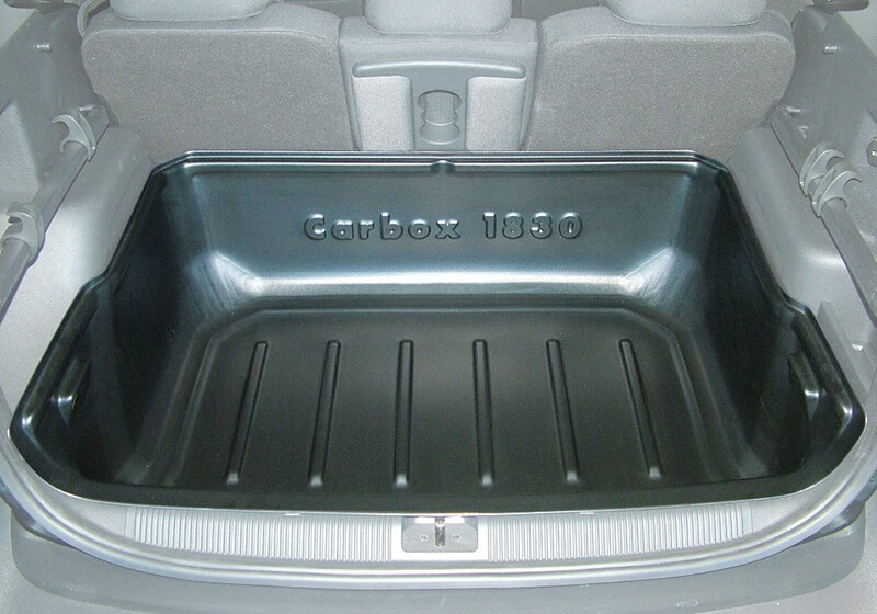 Skoda Yeti (2009 to 2017):Carbox Classic S boot liner, black, for Skoda Yeti, 101830000