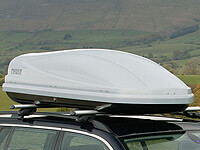 :Package deal: Thule Atlantis 200 box and bars