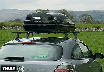 Thule Atlantis 600 gloss black box no. 666-4 