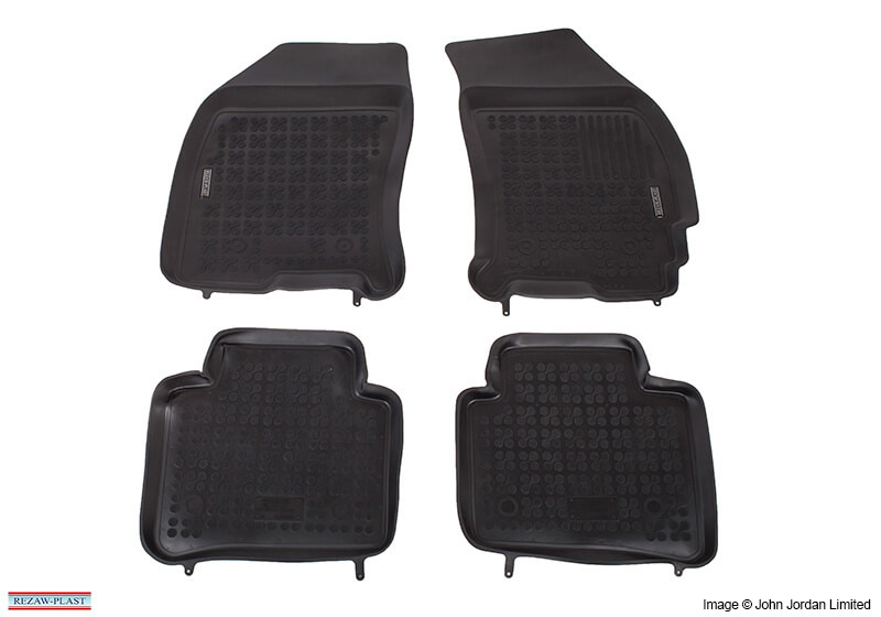 Ford Mondeo five door (2001 to 2007):Rezaw-Plast floor mats (set of 4), black, no. RZ240601