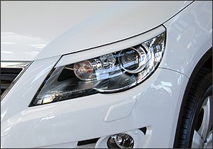 Volkswagen Golf Tiguan headlight trims Volkswagen Golf Tiguan headlight trims