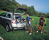 Safe Bag is ideal for work, rest and play, e.g. for professionals who use their vehicles both for home and for work, for hobbies like gardening and D.I.Y. or for leisure activities like skiing, mountain biking, karting, football, surfing etc. All without fear of damaging the interior of your car. Safe Bag is ideal for work, rest and play, e.g. for professionals who use their vehicles both for home and for work, for hobbies like gardening and D.I.Y. or for leisure activities like skiing, mountain biking, karting, football, surfing etc. All without fear of damaging the interior of your car.