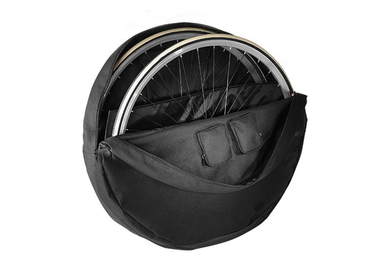 :B&W International 2 wheel bag 29" no. BH96801/N