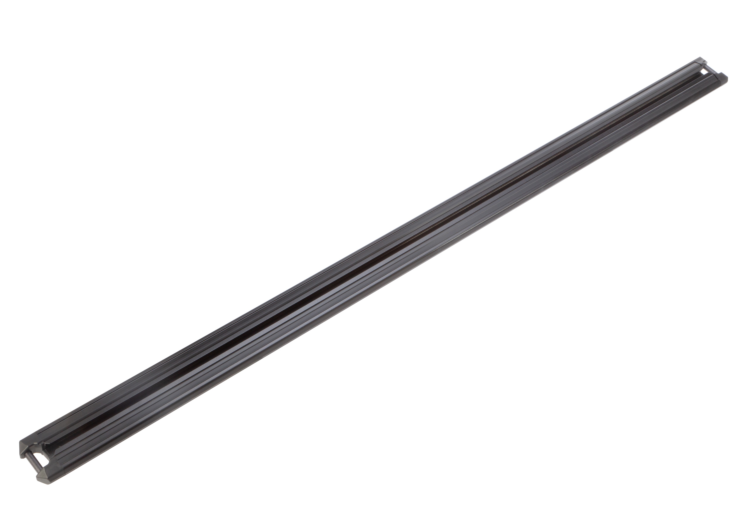 Audi A4 Avant (2015 onwards):Yakima TrimHD 2 bar system with 125cm roof bars and K669 fitting kit