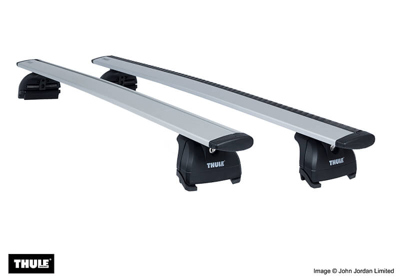 Subaru Forester (2005 to 2008):Thule silver Evo WingBars package - 753, 7111, 4005