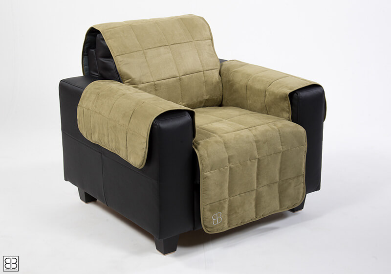 PetEgo Emanuele Bianchi Design Belsofa box-quilted velvet chair cover in sage antislip