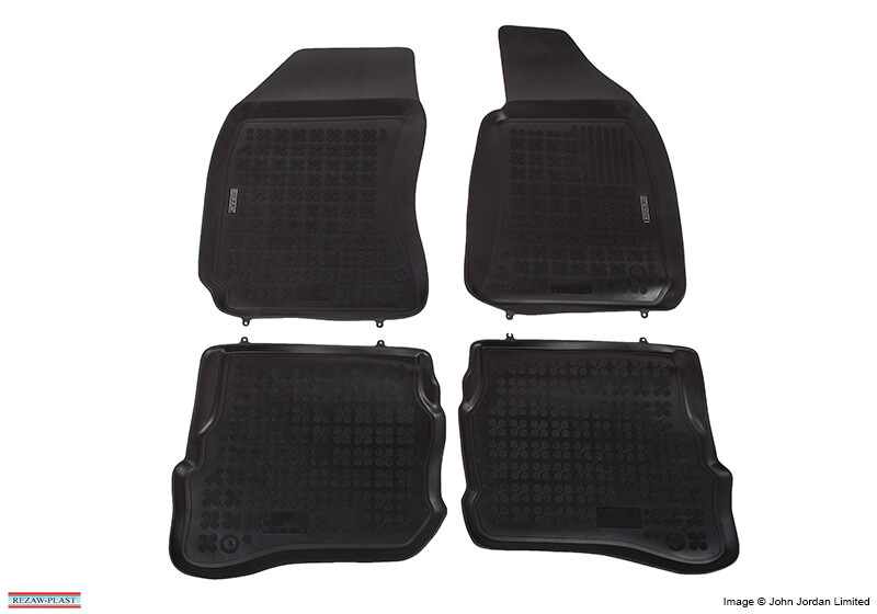 Volkswagen VW Passat estate (1997 to 2001):Rezaw-Plast floor mats (set of 4), black, no. RZ240101