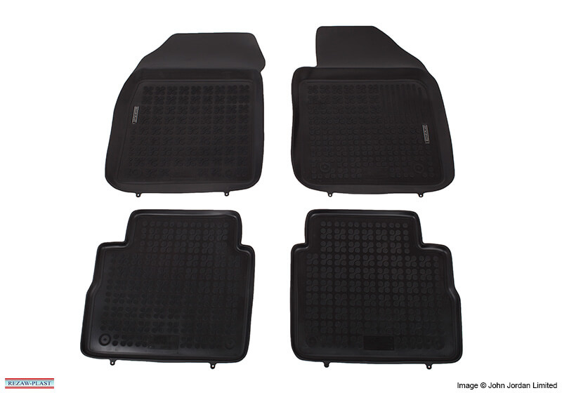 Vauxhall Astra four door saloon (1998 to 2006):Rezaw-Plast floor mats (set of 4), black, no. RZ240505