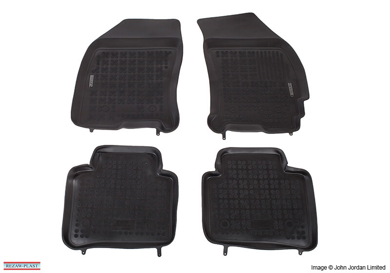 Ford Mondeo four door saloon (2001 to 2007):Rezaw-Plast floor mats (set of 4), black, no. RZ240601