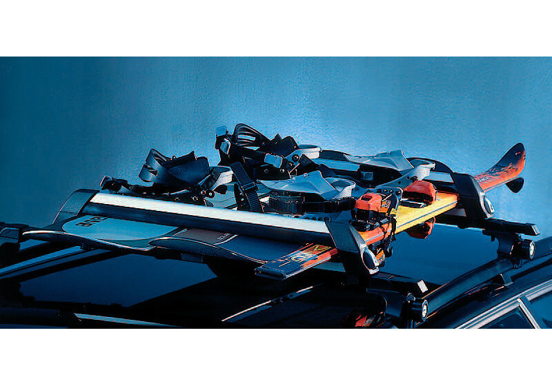 Atera NOVA 6 ski carrier with roof bars