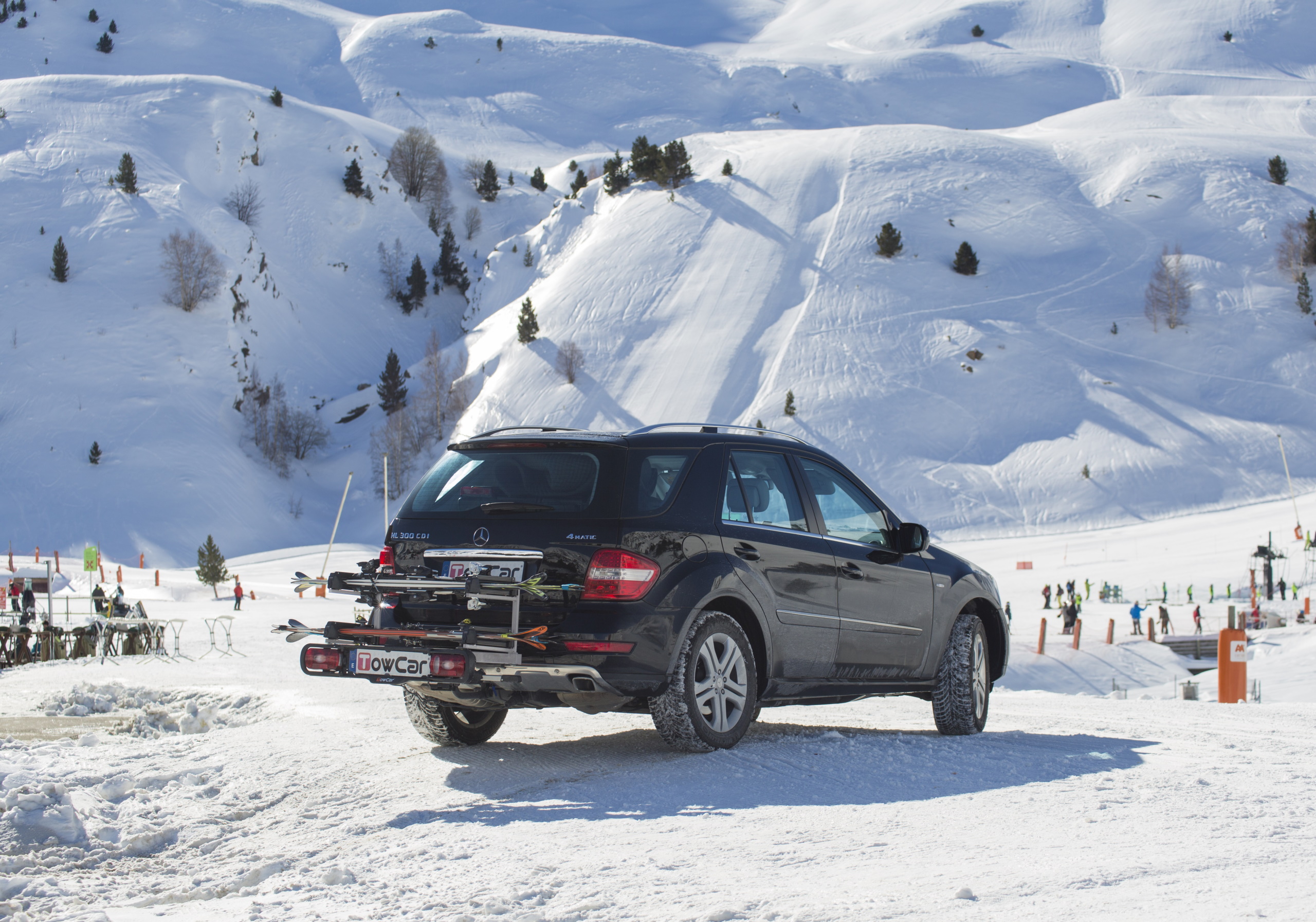 TowCar Aneto towbar ski and board carrier