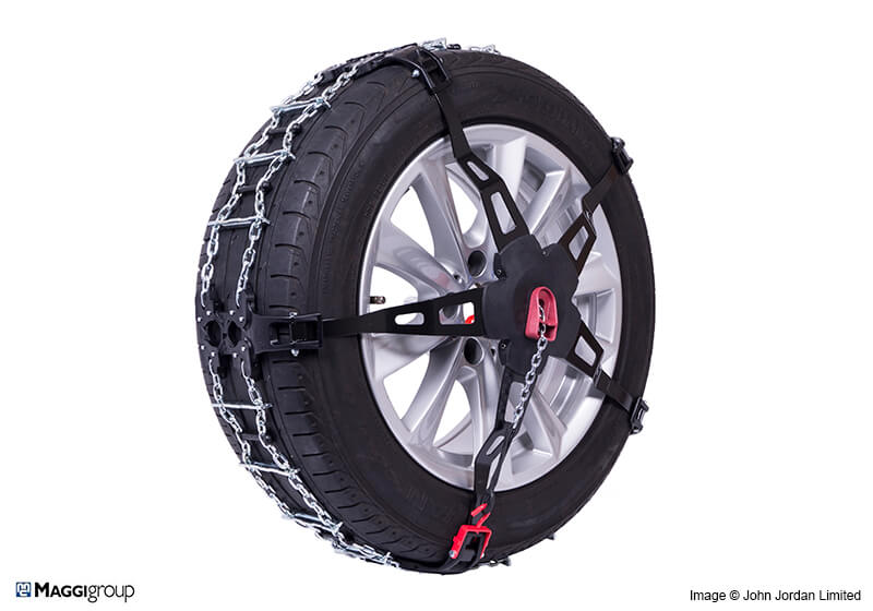 MG ZS (2018 to 2024):Maggi TRAK 4x4 chains (pair) no. LT44