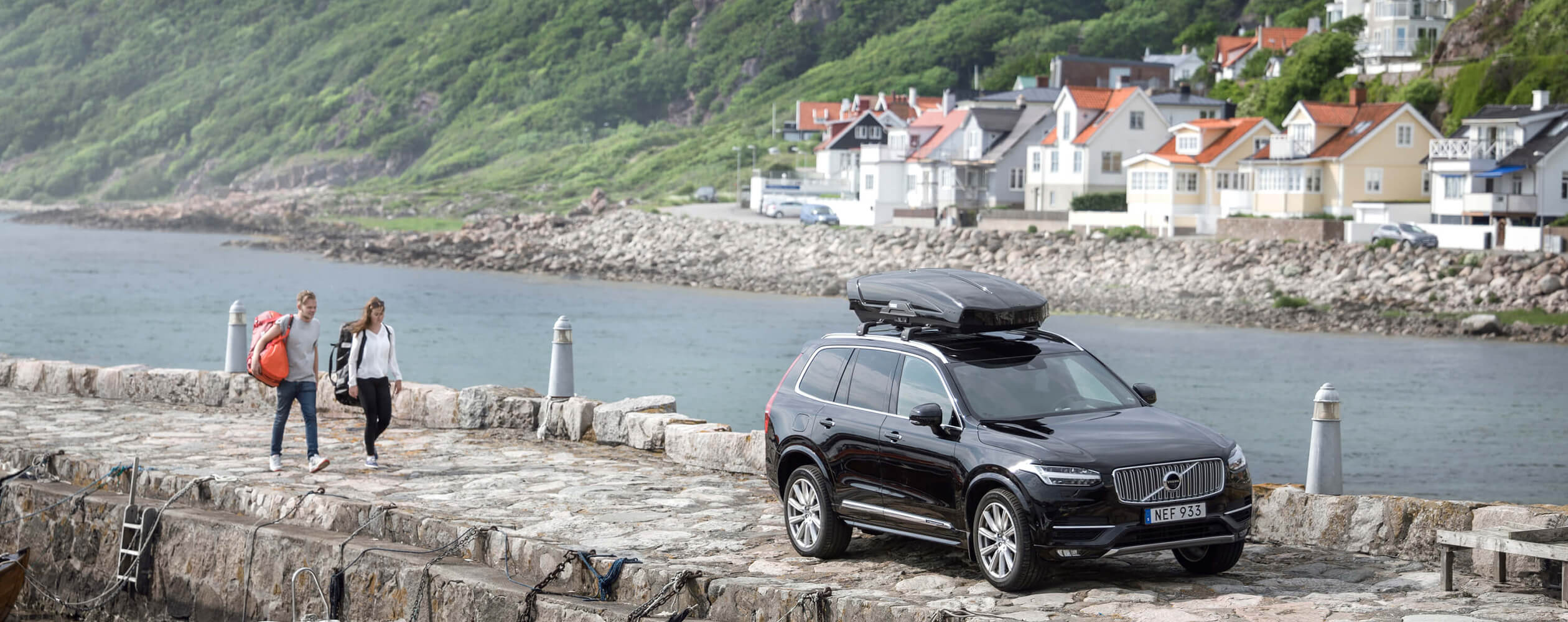 Thule roof box in use